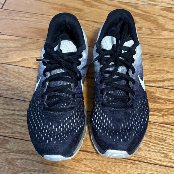Nike Women's Black and White Air Max Sneakers - Picture 6 of 12